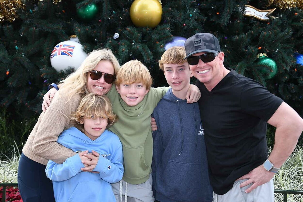 Matt McAvin with wife and care partner Stephanie and their three boys.